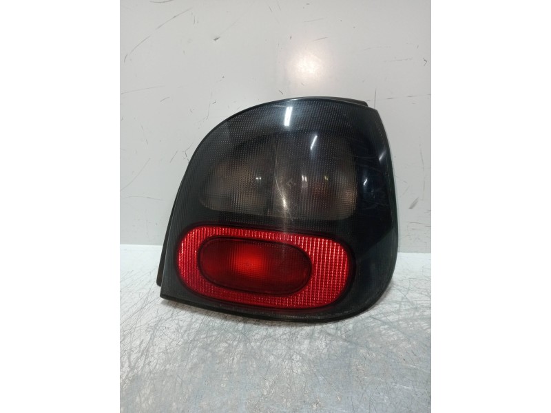 Recambio de piloto trasero derecho para renault megane i scenic (ja0) 1.9 d alize referencia OEM IAM 7700831731  