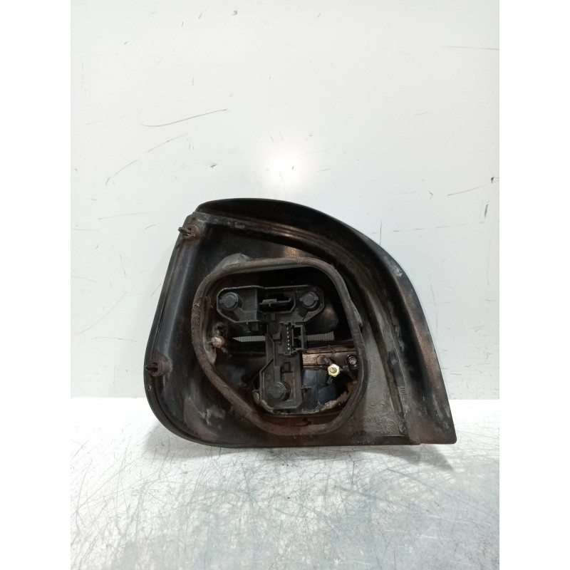 Recambio de piloto trasero derecho para renault megane i scenic (ja0) 1.9 d alize referencia OEM IAM 7700831731  