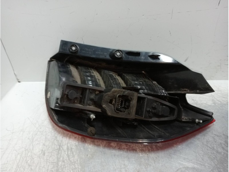 Recambio de piloto trasero izquierdo para renault scenic ii referencia OEM IAM 8200493374 2SK0086590791 