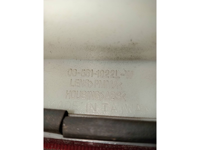 Recambio de piloto trasero derecho para renault trafic p 1000 referencia OEM IAM 085511922  