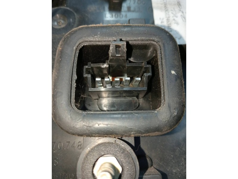 Recambio de piloto trasero izquierdo para renault twingo (co6) 1.3 cat referencia OEM IAM 7700820013  