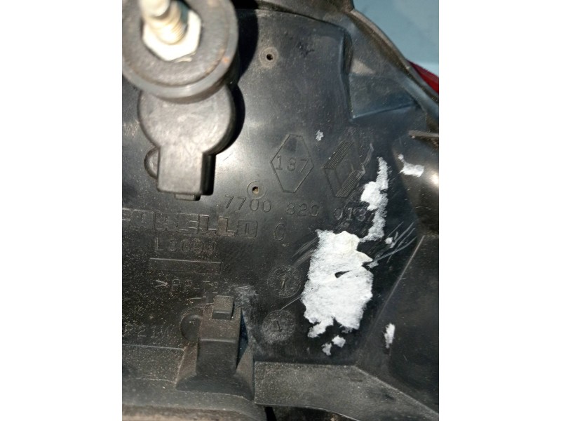 Recambio de piloto trasero izquierdo para renault twingo (co6) 1.3 cat referencia OEM IAM 7700820013  