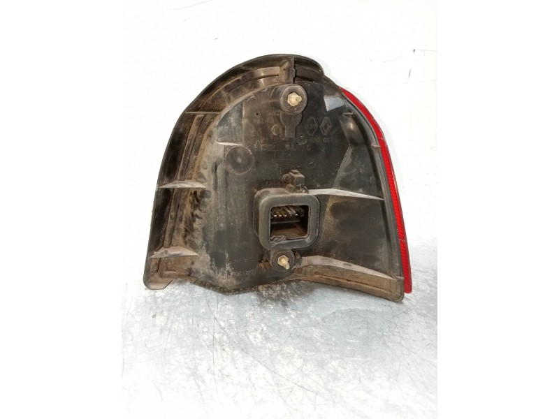 Recambio de piloto trasero izquierdo para renault twingo (co6) 1.2 referencia OEM IAM 7700820013   Recambio de piloto trasero izquierdo para renault twingo (co6) 1.2 referencia OEM IAM 7700820013