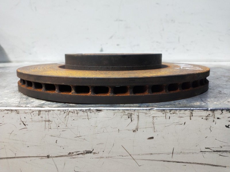 Recambio de disco freno delantero para ford puma st-line referencia OEM IAM   VENTILADO