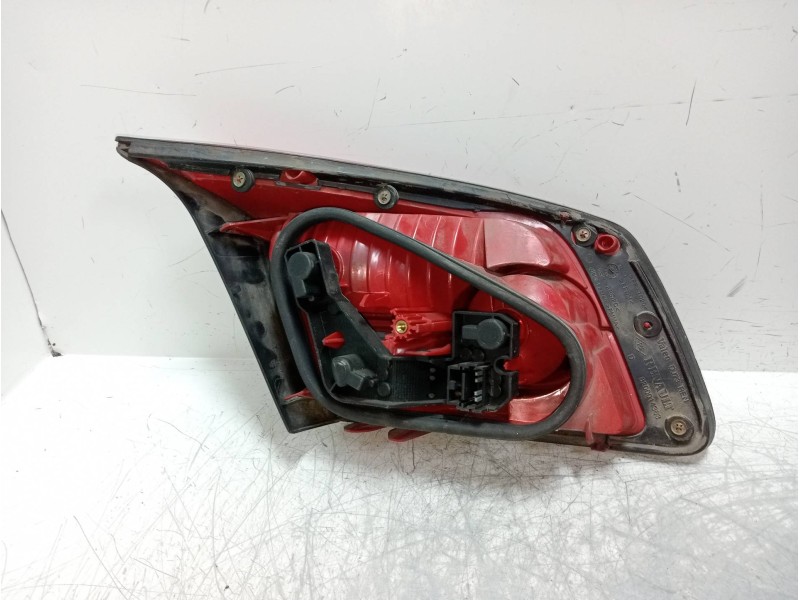 Recambio de piloto trasero derecho interior para renault vel satis (bj0) 2.2 dci turbodiesel referencia OEM IAM 8200014363  