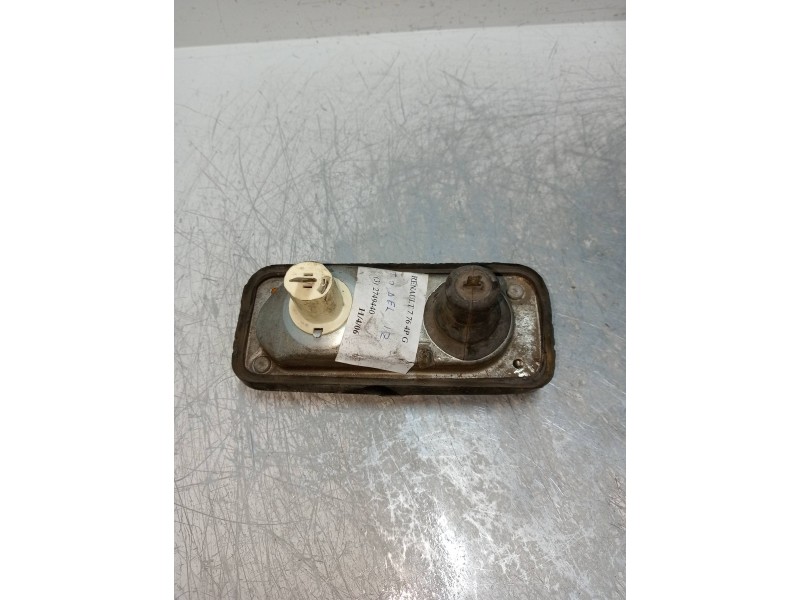 Recambio de piloto delantero izquierdo para renault 7 1.0 referencia OEM IAM   