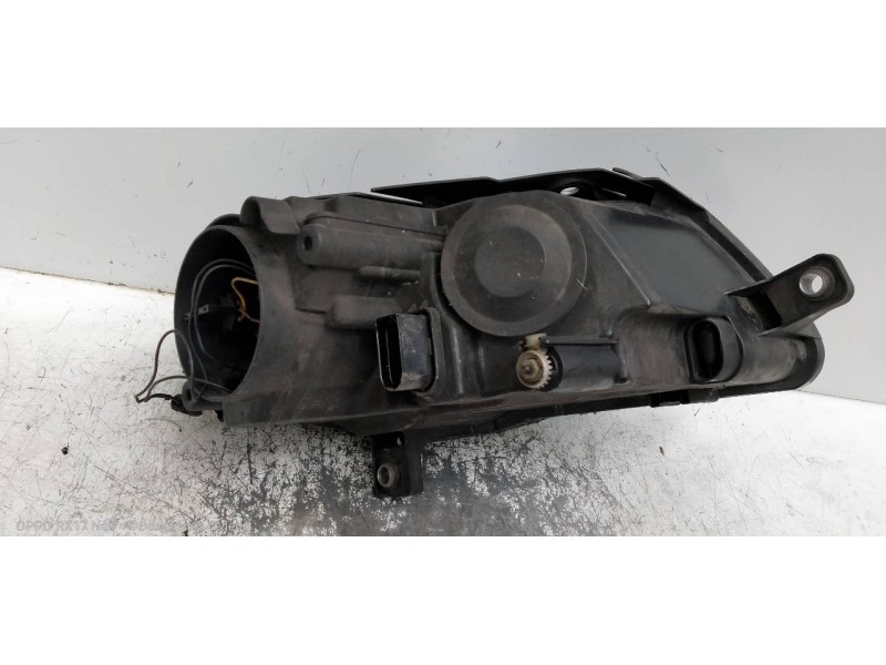 Recambio de faro izquierdo para volkswagen passat variant (3c5) highline referencia OEM IAM 3C0941005J  