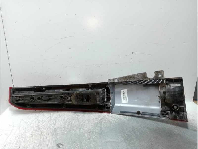 Recambio de piloto trasero derecho para opel meriva 1.6 16v referencia OEM IAM   