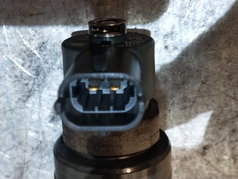 Recambio de inyector para opel astra h caravan energy referencia OEM IAM 0445110175  BOSCH