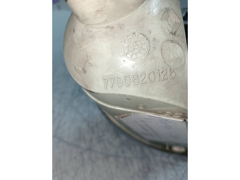 Recambio de piloto delantero izquierdo para renault laguna (b56) 2.2 diesel referencia OEM IAM 7700820126  