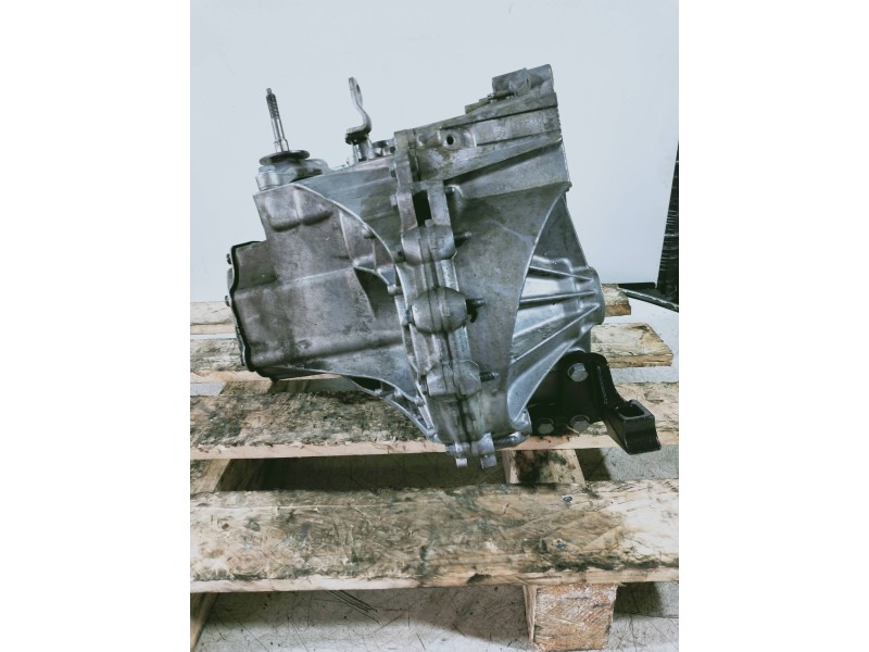 Recambio de caja cambios para peugeot 5008 active referencia OEM IAM 20EA07 1234252 6V