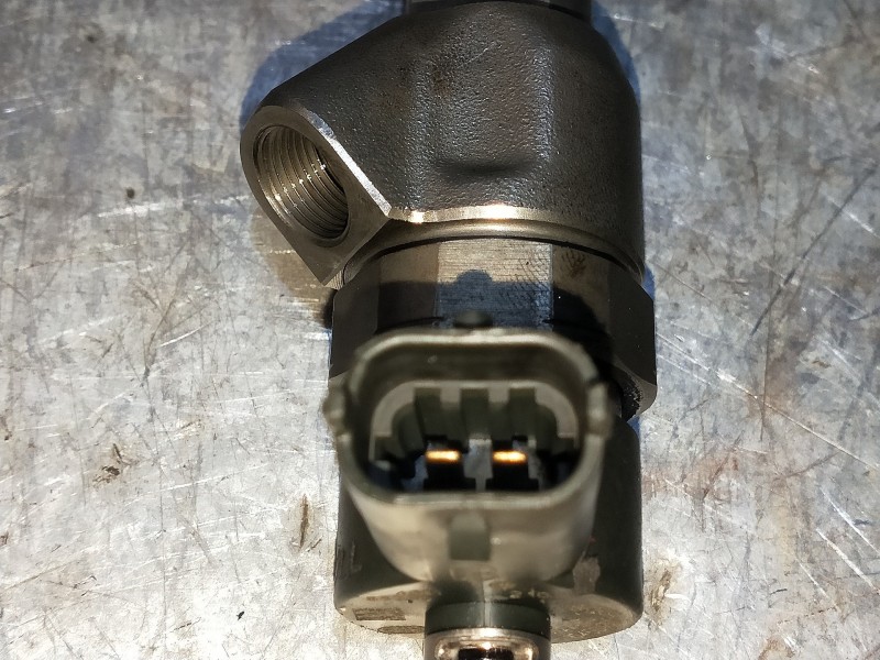 Recambio de inyector para honda civic berlina 5 (fk) 2.2 i-ctdi executive referencia OEM IAM 0445110288 16450R06E01 BOSCH