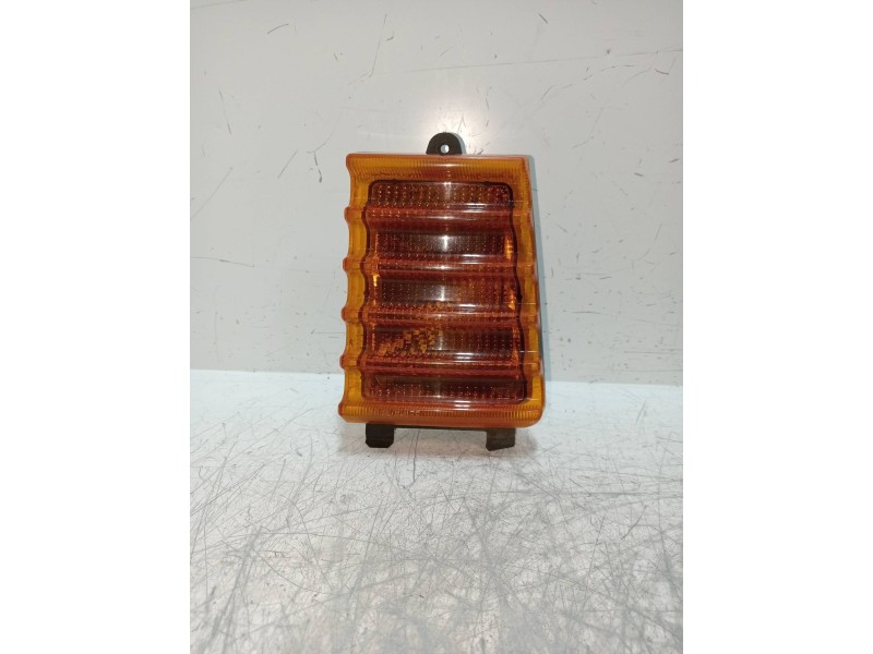 Recambio de piloto delantero derecho para renault trafic (desde 5.89) referencia OEM IAM   