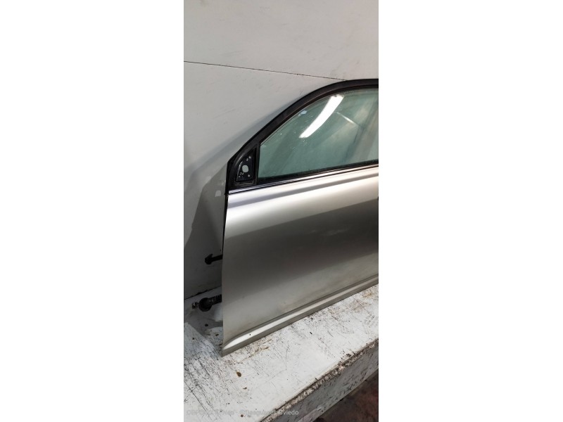 Recambio de puerta delantera izquierda para toyota avensis wagon (t25) 2.0 d-4d executive referencia OEM IAM   5P
