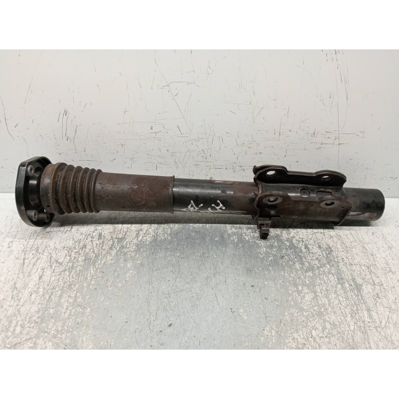 Recambio de amortiguador delantero derecho para volkswagen crafter caja cerrada caja cerrada 35 referencia OEM IAM A9063230400  
