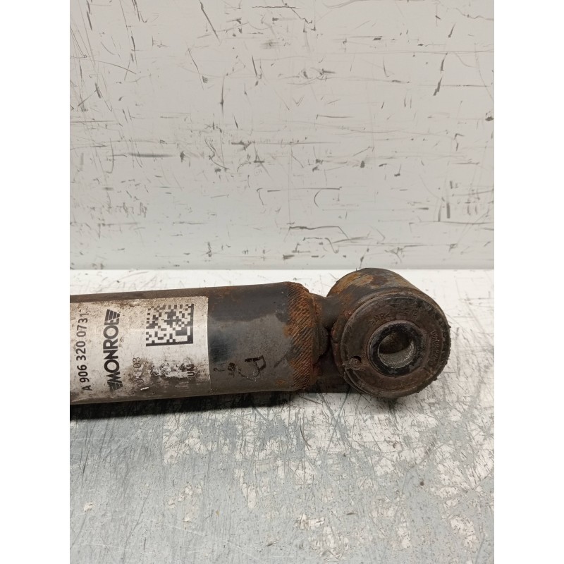 Recambio de amortiguador trasero izquierdo para volkswagen crafter caja cerrada caja cerrada 35 referencia OEM IAM A9063200731  