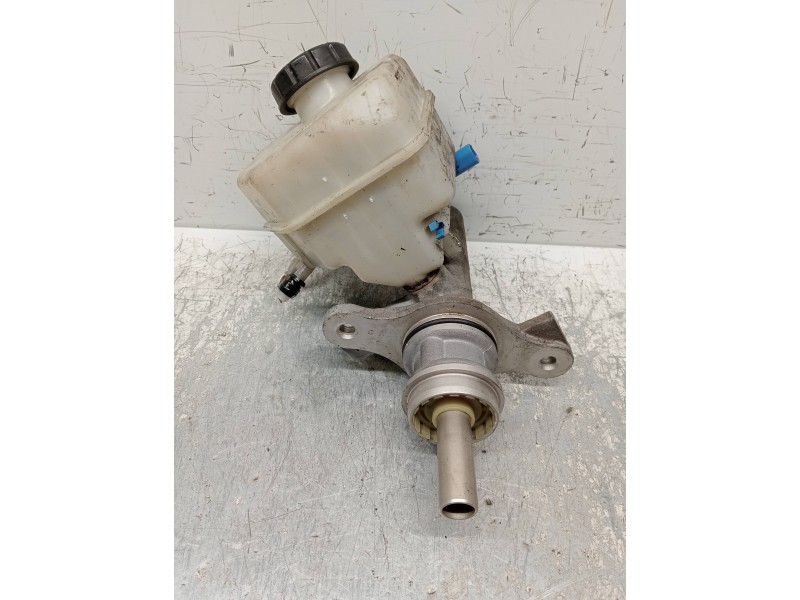 Recambio de bomba freno para volkswagen crafter caja cerrada caja cerrada 35 referencia OEM IAM   