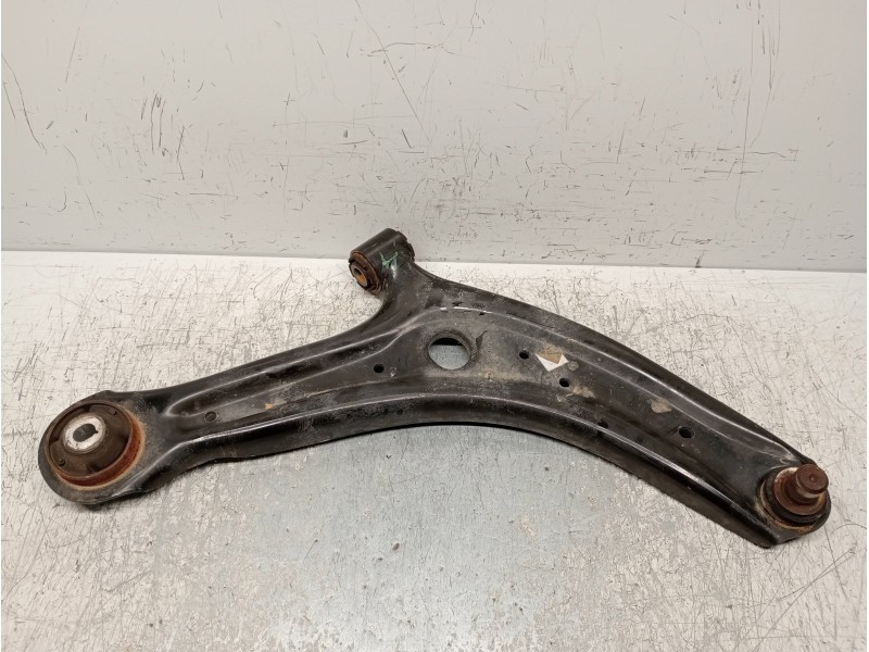 Recambio de brazo suspension inferior delantero derecho para ford puma st-line referencia OEM IAM L1TC3042AB  