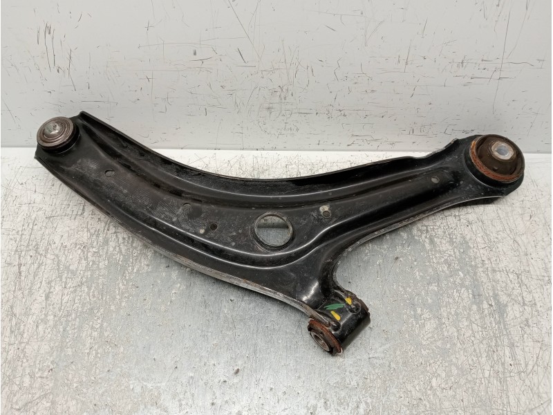 Recambio de brazo suspension inferior delantero izquierdo para ford puma st-line referencia OEM IAM L1TC3051AB  