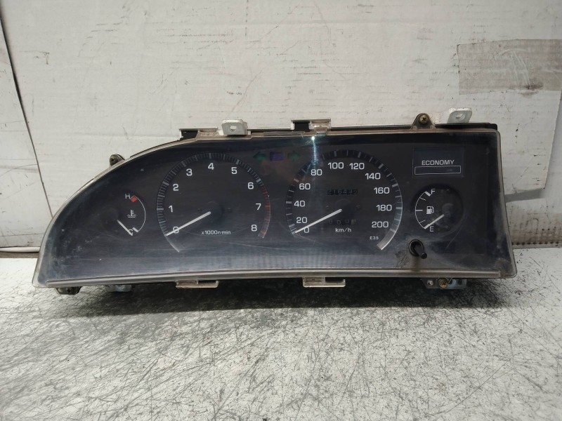 Recambio de cuadro instrumentos para toyota corolla 1.6 referencia OEM IAM 830101E061 2576003450 A4R
