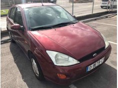 ford focus berlina (cak) del año 2000