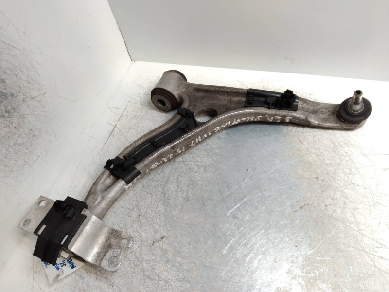 Recambio de brazo suspension inferior delantero derecho para mercedes clase cla (w117) shooting brake cla 220 d (117.903) refere