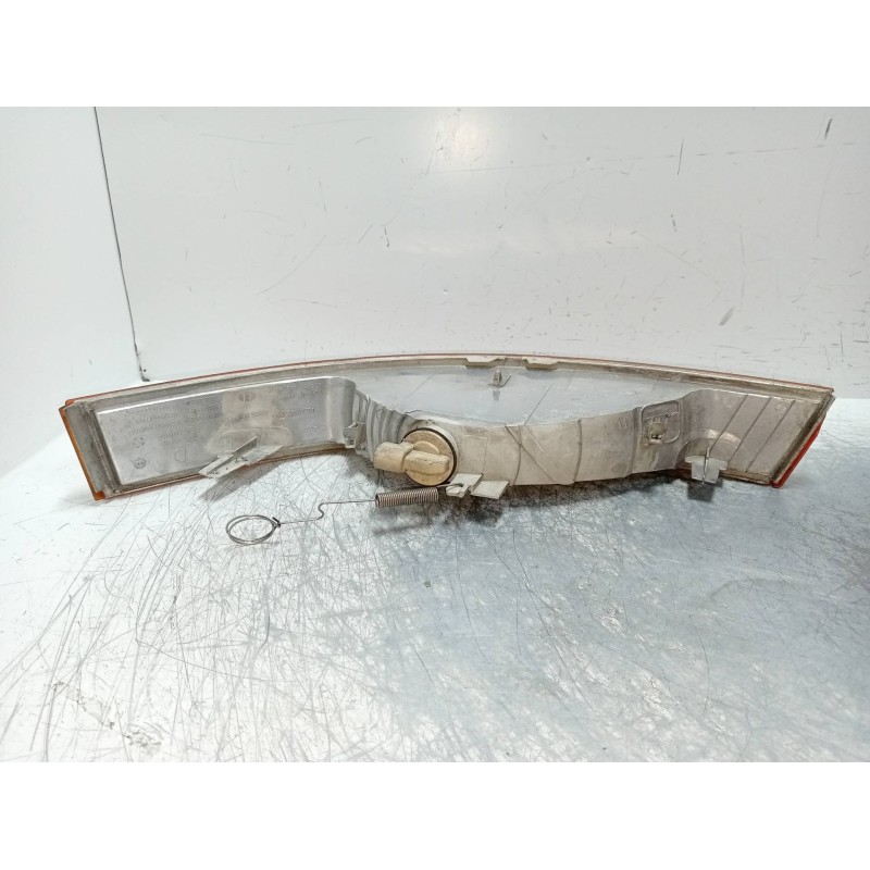 Recambio de piloto delantero derecho para renault master ii phase 2 caja cerrada 2.5 diesel referencia OEM IAM 8200166918  