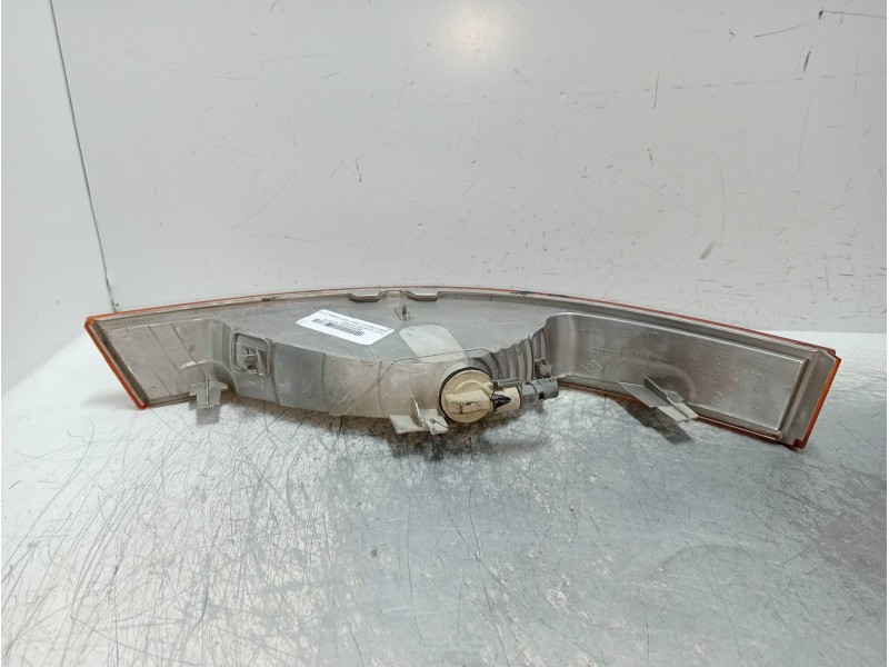 Recambio de piloto delantero izquierdo para renault master ii phase 2 caja cerrada 2.5 dci diesel cat referencia OEM IAM   