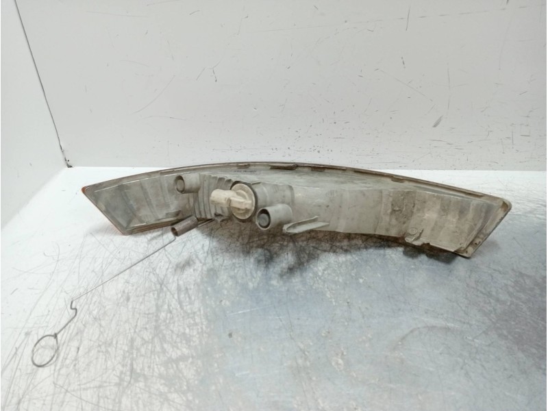 Recambio de piloto delantero derecho para renault trafic caja cerrada (ab 4.01) referencia OEM IAM 8200007030  