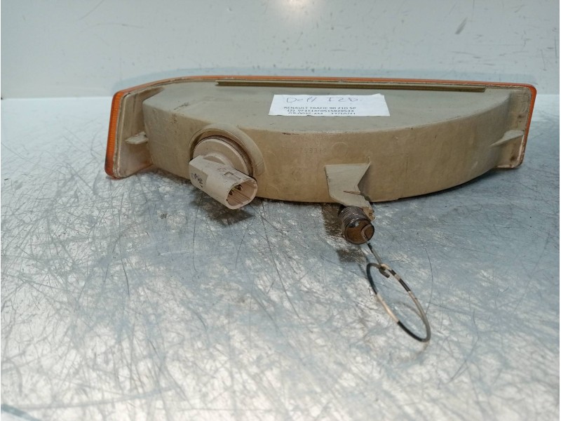 Recambio de piloto delantero izquierdo para renault trafic (desde 5.89) t 1100 referencia OEM IAM 7700793312  