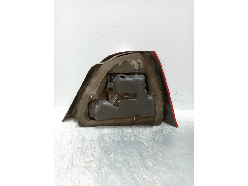 Recambio de piloto trasero izquierdo para mg rover serie 25 (rf) classic (5-ptas.) referencia OEM IAM   