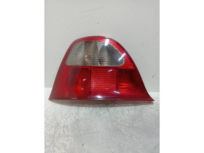 Recambio de piloto trasero izquierdo para mg rover serie 25 (rf) classic (3-ptas.) referencia OEM IAM   