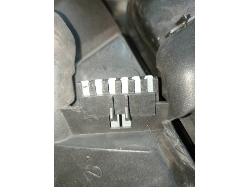 Recambio de piloto trasero izquierdo para mg rover serie 25 (rf) classic (3-ptas.) referencia OEM IAM   