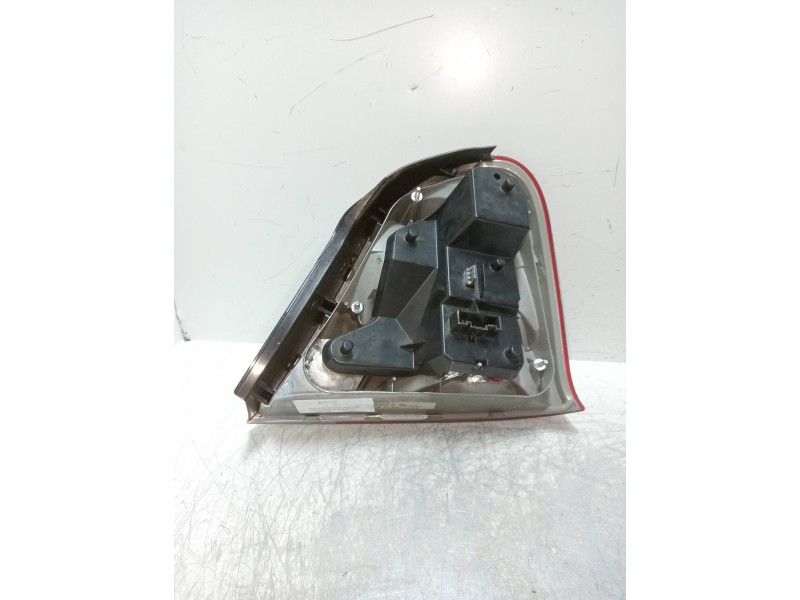 Recambio de piloto trasero izquierdo para mg rover serie 75 (rj) 2.0 cdt classic referencia OEM IAM   