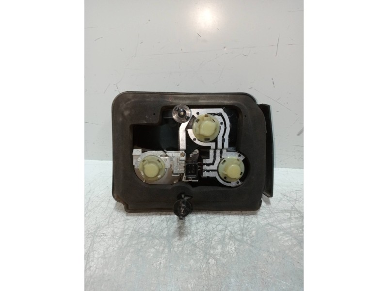 Recambio de piloto trasero izquierdo para mg rover serie 100 (xp) 1.5 diesel referencia OEM IAM   