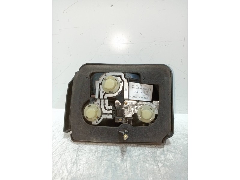 Recambio de piloto trasero derecho para mg rover serie 100 (xp) 1.4 cat referencia OEM IAM   