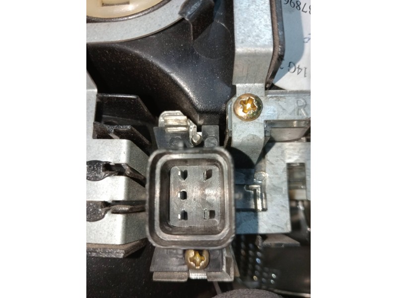 Recambio de piloto trasero derecho para mg rover serie 100 (xp) 1.4 cat referencia OEM IAM   