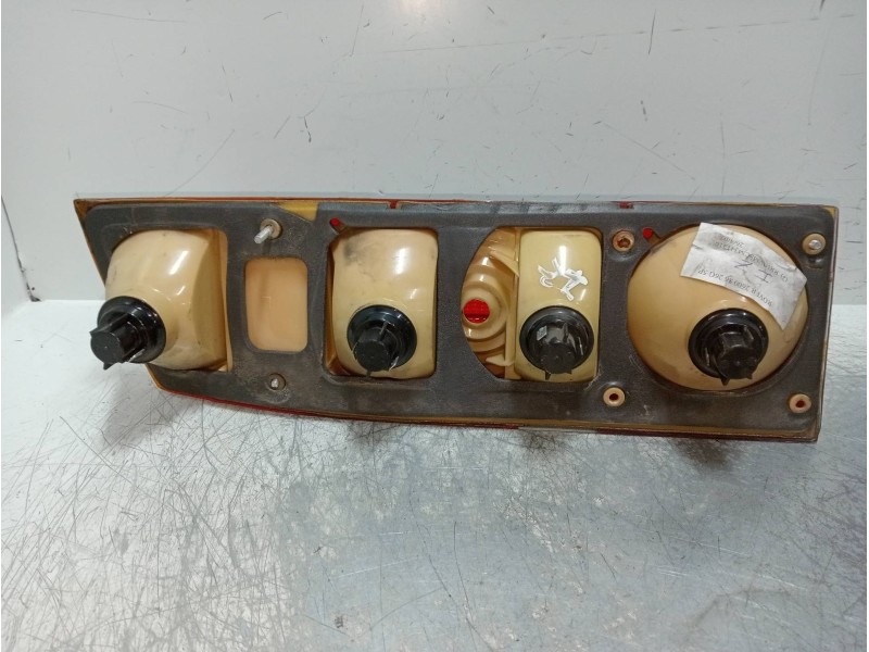 Recambio de piloto trasero izquierdo para mg rover 2600 2600 referencia OEM IAM   