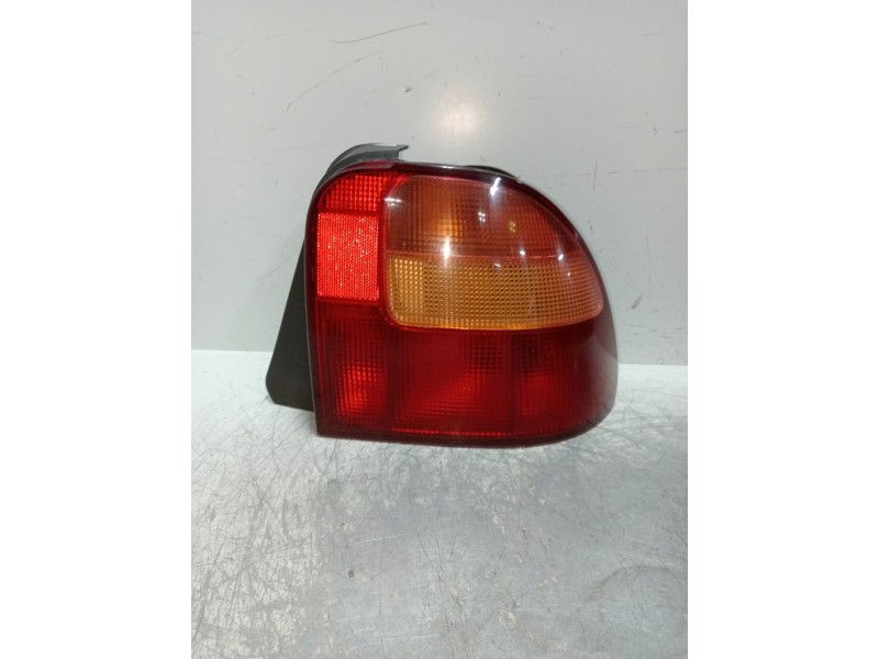 Recambio de piloto trasero derecho para mg rover serie 400 (rt) 2.0 turbodiesel referencia OEM IAM   