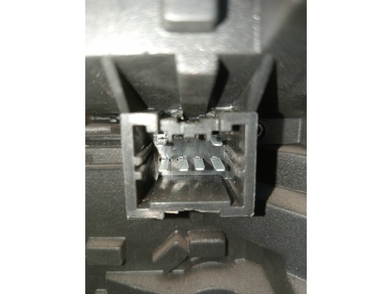 Recambio de piloto trasero izquierdo para mg rover serie 400 (rt) 1.6 cat referencia OEM IAM   