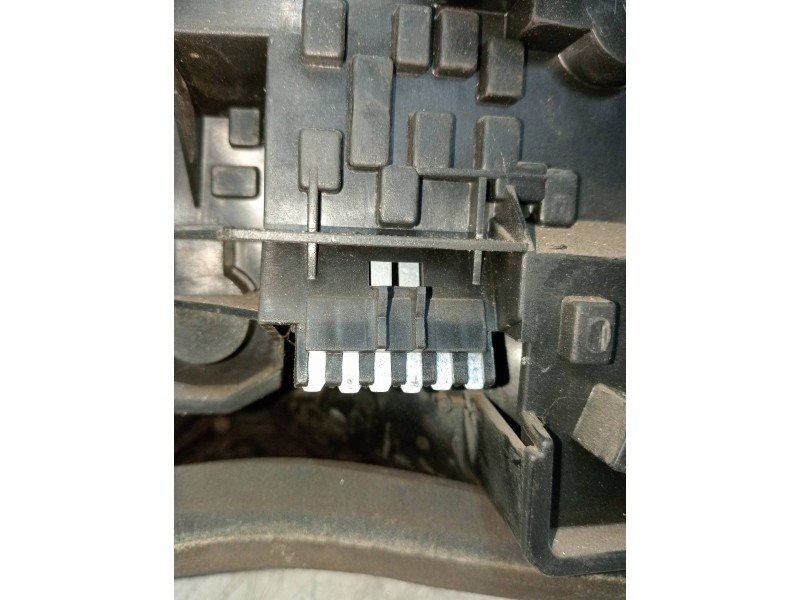 Recambio de piloto trasero izquierdo para mg rover serie 400 (rt) 2.0 turbodiesel referencia OEM IAM   