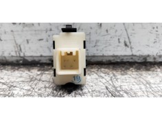 Recambio de mando elevalunas delantero derecho para toyota avensis wagon (t25) 2.0 d-4d executive referencia OEM IAM 8481005050  2