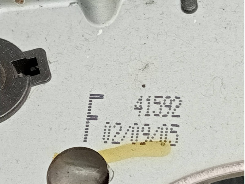 Recambio de volante para toyota avensis wagon (t25) 2.0 d-4d executive referencia OEM IAM F41592 TRW1555DE 