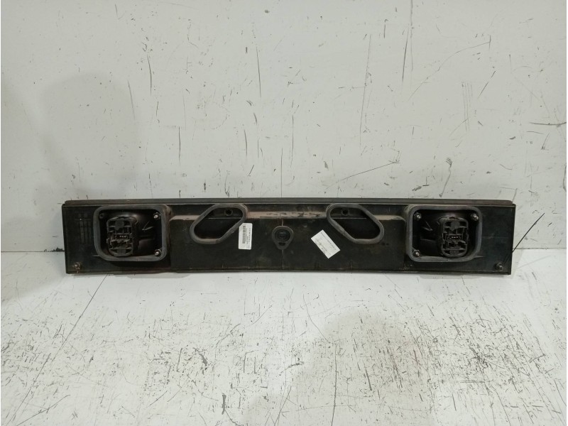 Recambio de piloto trasero central para renault 21 berlina (b/l48) 2.0 referencia OEM IAM   