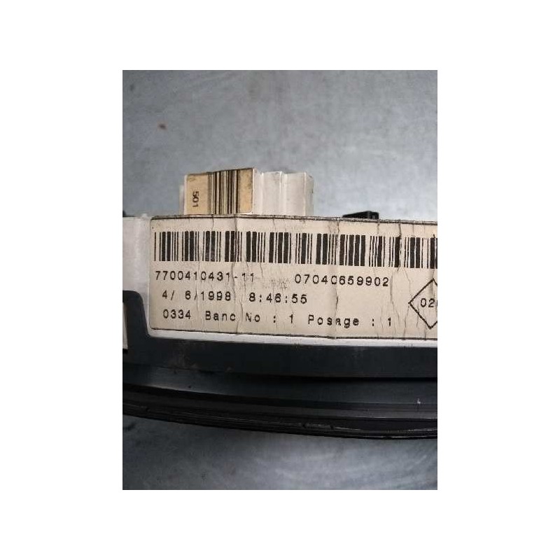 Recambio de cuadro instrumentos para renault clio ii fase i (b/cbo) 1.9 d referencia OEM IAM 770041043111  