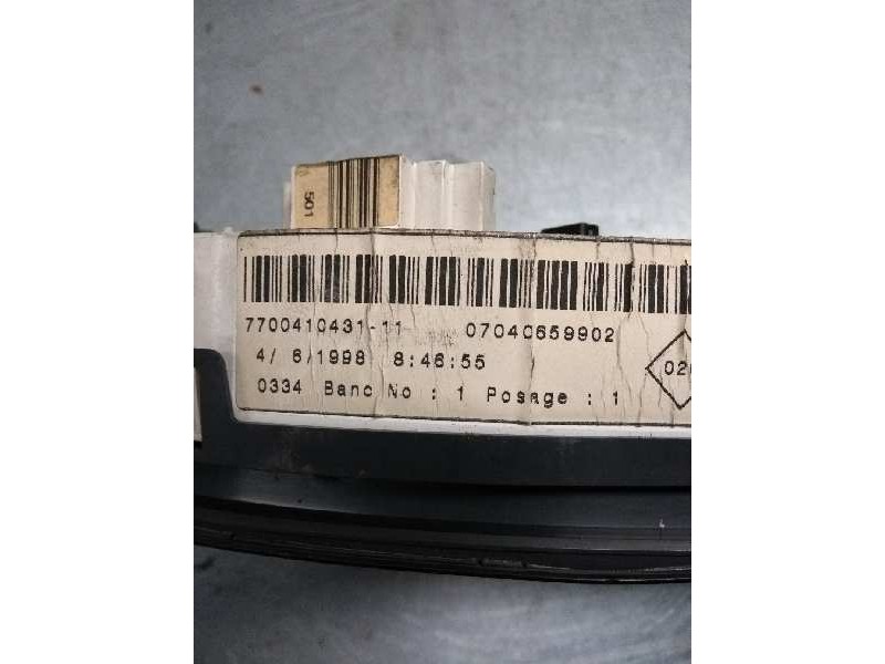 Recambio de cuadro instrumentos para renault clio ii fase i (b/cbo) 1.9 d referencia OEM IAM 770041043111  