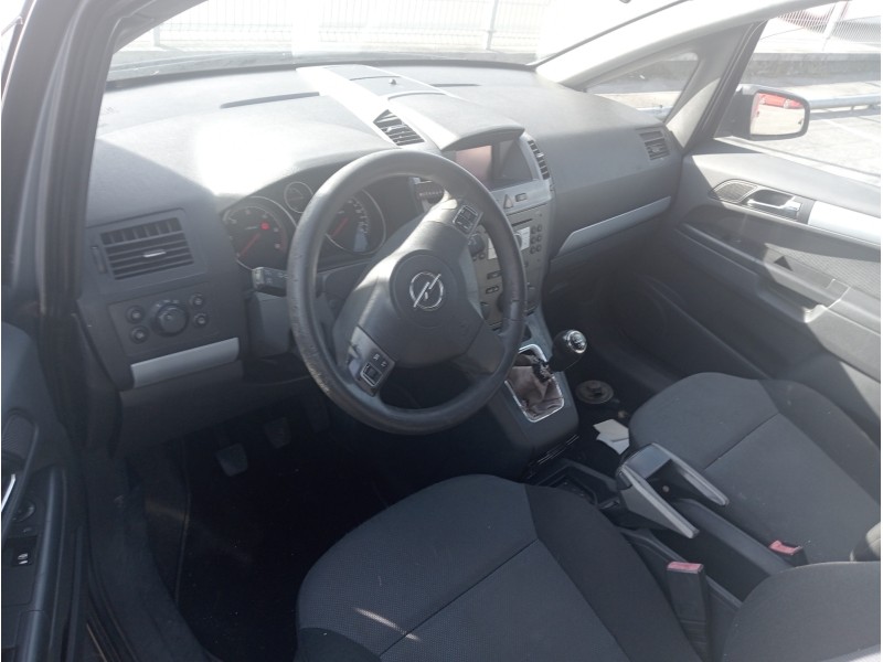 opel zafira b del año 2005
