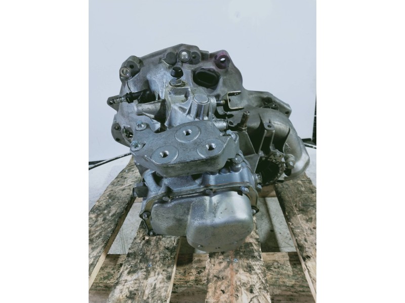 Recambio de caja cambios para opel corsa d 1.3 16v cdti referencia OEM IAM F17 A35461 W374 5V