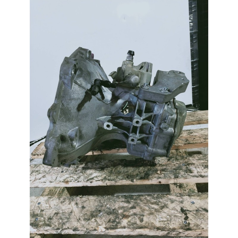 Recambio de caja cambios para opel corsa d 1.3 16v cdti referencia OEM IAM F17 A35461 W374 5V