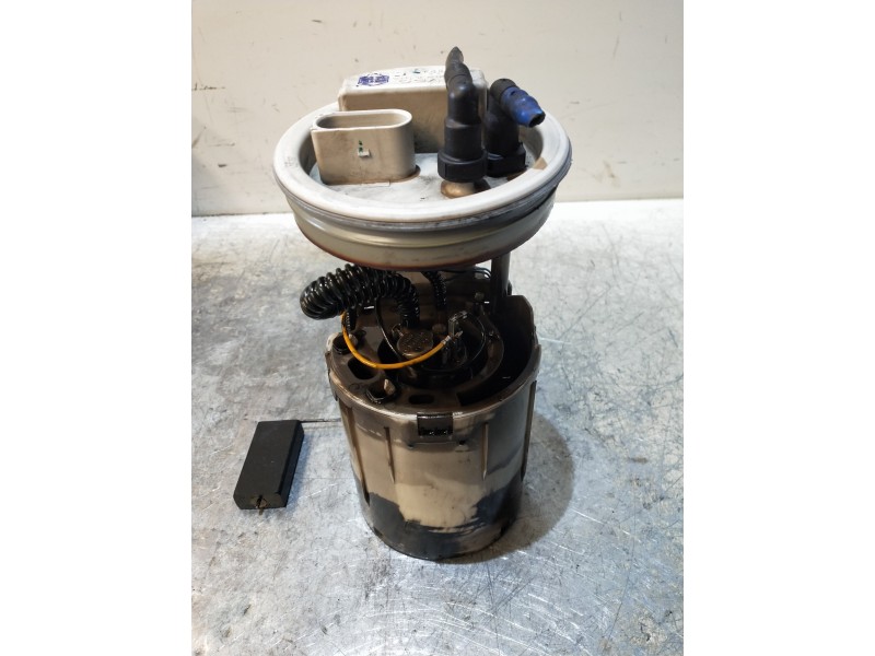 Recambio de bomba combustible para bmw serie 3 berlina (e90) 325i referencia OEM IAM 6765715 A2C53025279 